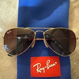 Youth Ray-Ban Gold Frame Aviator Sunglasses with Brown Lenses